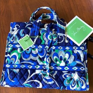 Vera Bradley 4 zippered pocket organizer NWT❣️